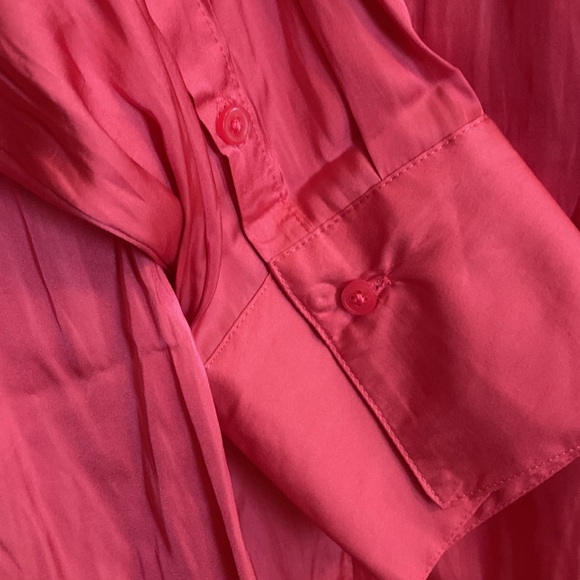 Blouse - Picture 2 of 6